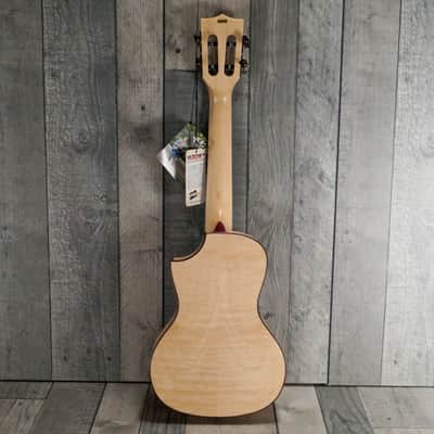 Kala KA-ASFM-C-C All Solid 'Flamed Maple' Electro Cutaway Concert Ukulele, Satin image 4