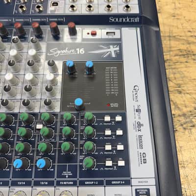 Used Soundcraft Signature 16 16-input Mixing Board 16-Channel Analog USB Mixer with Effects image 5