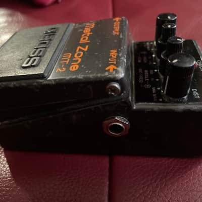 Boss MT-2 Metal Zone  Eq Distortion Effects Pedal image 6