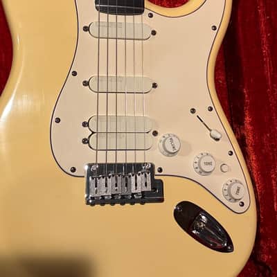Fender Jeff Beck Artist Series Stratocaster with Lace Sensor Pickups 1991 - 2000 - Vintage White image 3