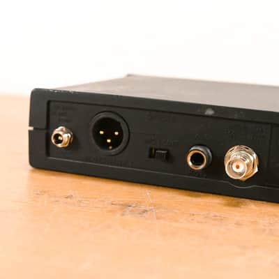 Shure ULXS24/58 Handheld Wireless System - 470-506 MHz (NO POWER SUPPLY) CG01Y6U image 7