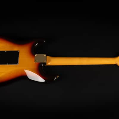 2018 Fender MIJ Traditional '60s Stratocaster RW with Gold Hardware - 3-Color Sunburst | Japan Vintage Reissue SSS Rosewood Fretboard image 8