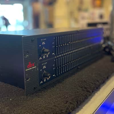 DBX 1231 Graphic Equalizer Dual 31 Band Rack Effect Unit with IEC Power Cable image 7