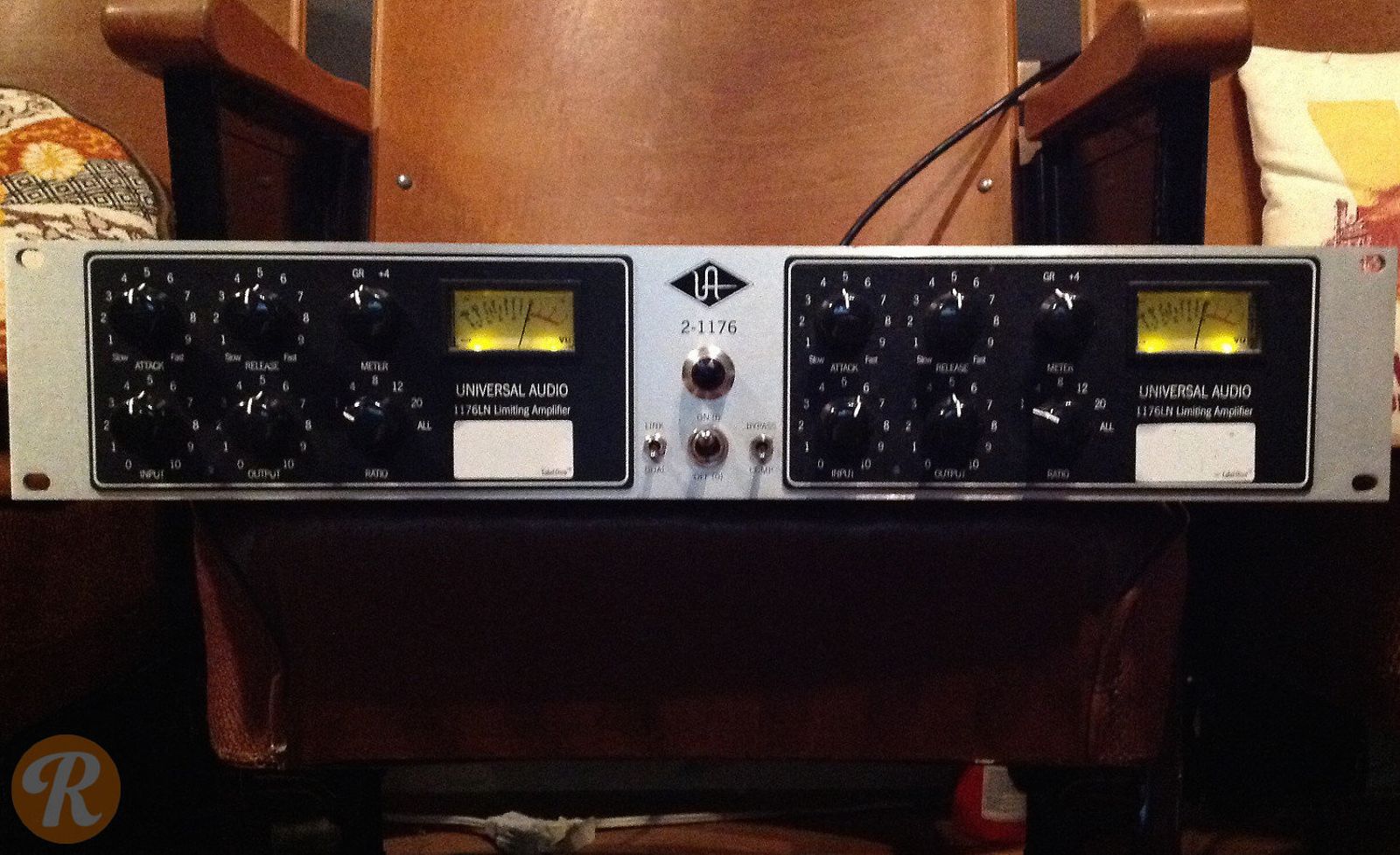 Universal Audio 2-1176 Stereo Limiter | Reverb