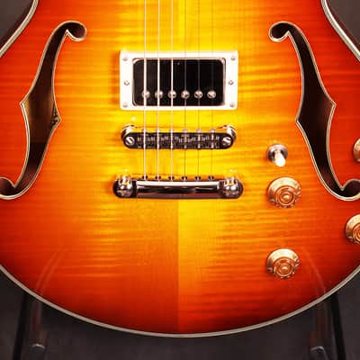 Eastman T184MX Goldburst Semi-hollow guitar Brand New image 4