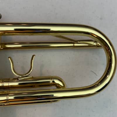Unbranded Bb Trumpet — Excellent Condition + Case + Accessories image 4