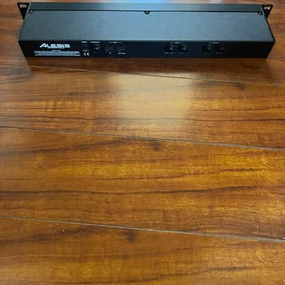 Alesis MicroVerb 4 - Black image 2