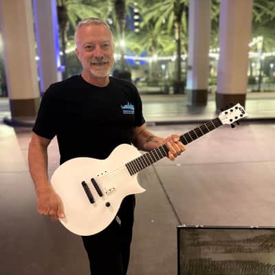 ESP LTD arctic metal, peter distefano, porno for pyros, the psychedelic furs, jane's addiction image 1