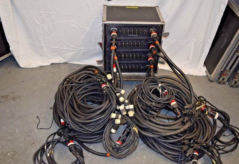 MOTION LAB POWER DISTRO 200 AMP PACKAGE W/CASE #3733 (ONE) image 1
