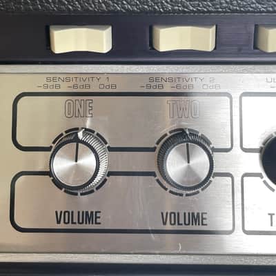 '70s Ampeg V-2 (w/ V-4 4x12 Cab) image 4