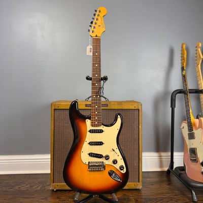 Fender Mexican Standard Stratocaster Upgraded 2004 - Sunburst image 3