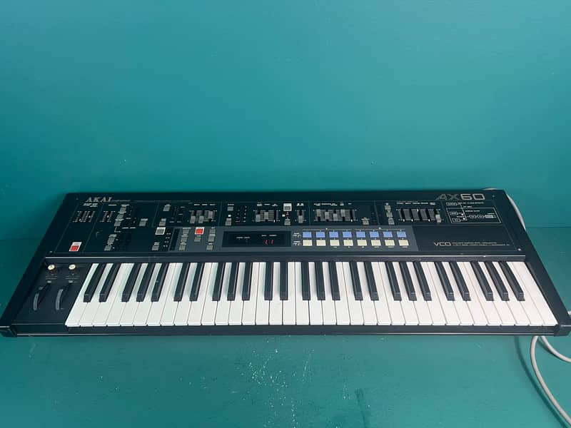 Akai AX60 AX-60 synthesizer 1980s - Black