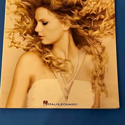 Taylor Swift Fearless Piano Vocal & Guitar Book image 1