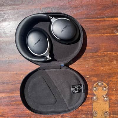 Bose QuietComfort Headphones - world-class wireless noise cancellation (Black) image 3