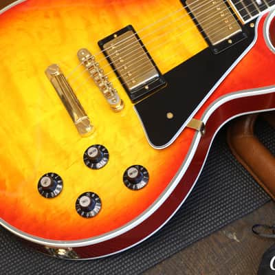 2014 Gibson Custom Shop Les Paul Custom Quilt Top Electric Guitar Sunburst + COA HSC image 6
