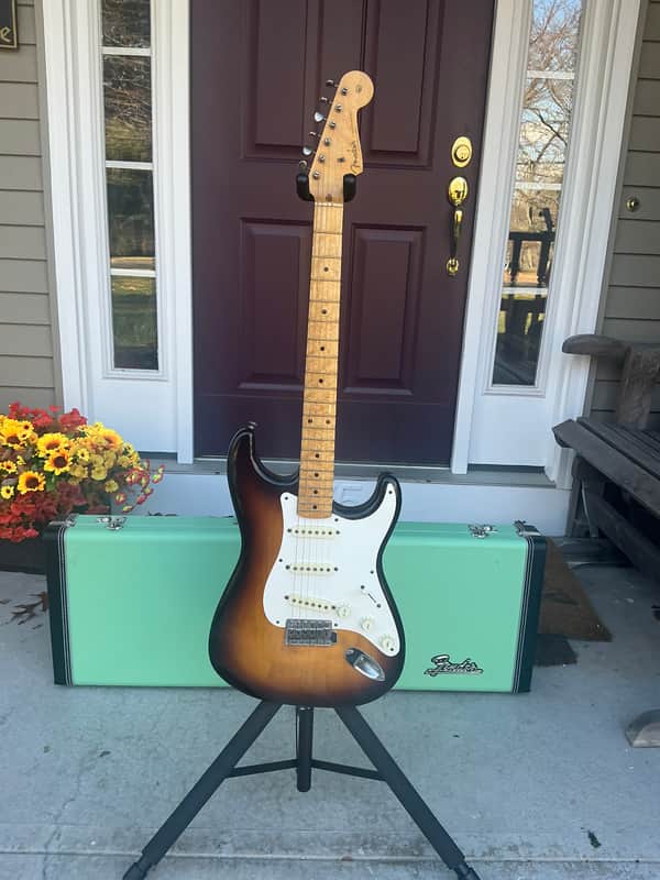 1958 Fender Stratocaster Sunburst Refin Birdseye Neck 7.6 lbs. - Very Good