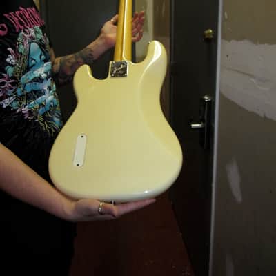 Fender Precision Bass Elite II 1983 cream/custard image 5