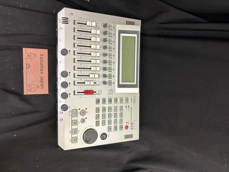 Korg D12 Digital Recording Studio 12 Track Recorder Workstation Untested image 1