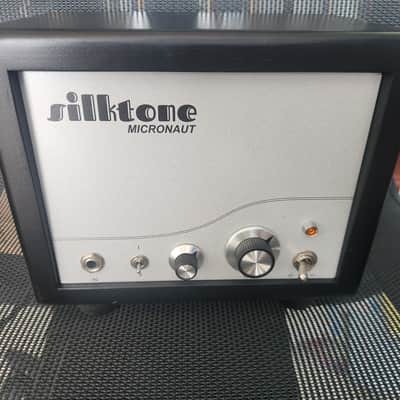 Silktone Micronaut Hand Wired Rare Boutique Guitar Amp Head and DI image 2