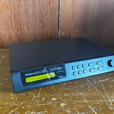 Roland MT-32 Multi-Timbre Sound Module w/ power supply LA Synthesis d50