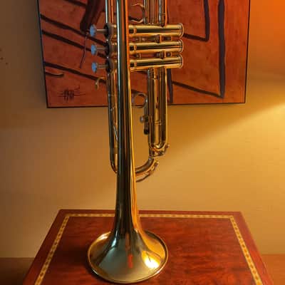 Yamaha YTR-200ADII Advantage Standard Bb Trumpet 2010s - Brass image 9