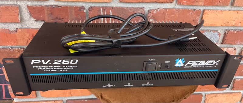 Peavey PV260 Stereo Power Amp 130 watts x 2 image 1