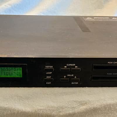 Roland R-8M	Percussion Sound Module