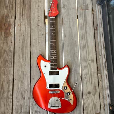 Playing demo link in Description!! Novo Serus J nucleus electric guitar Candy apple red with original case image 3