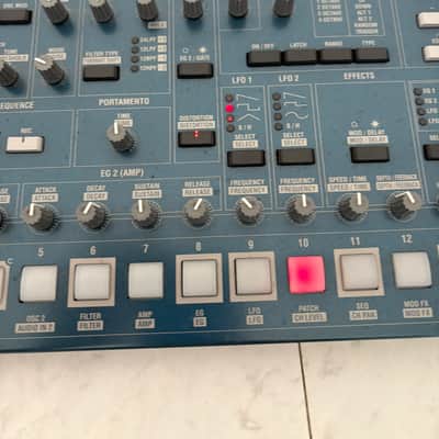 Korg MS2000R 2000s - Blue image 4