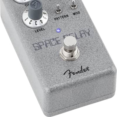 Fender Hammertone - Space Delay Pedal image 4