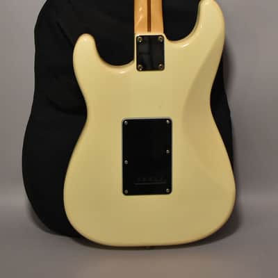 1999 Fender Standard Stratocaster | Arctic White Finish W/Gig Bag image 3