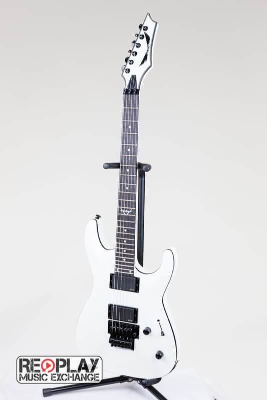 Dean Custom 550 Floyd - Metallic White | Reverb