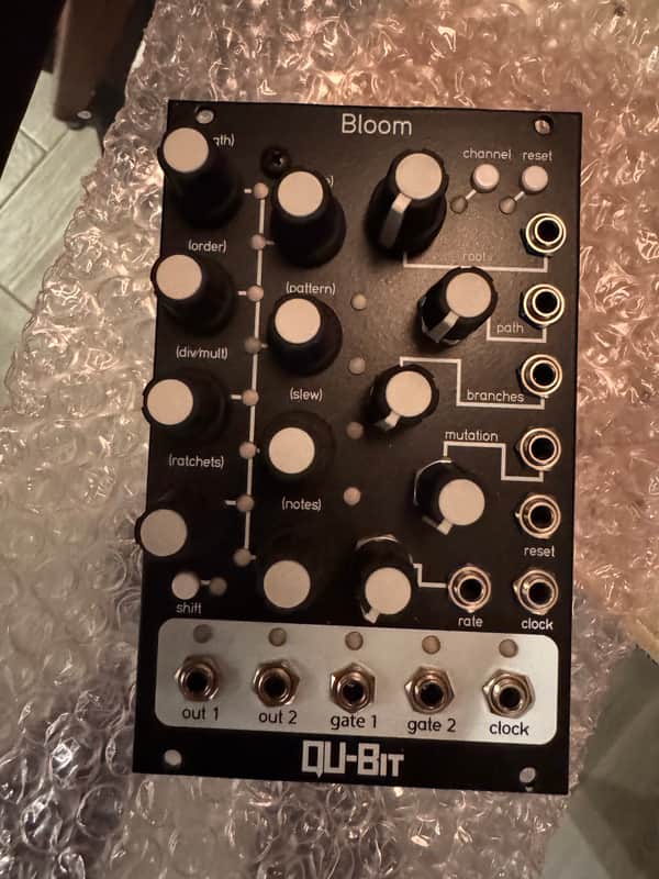 Qu-Bit Electronix Bloom