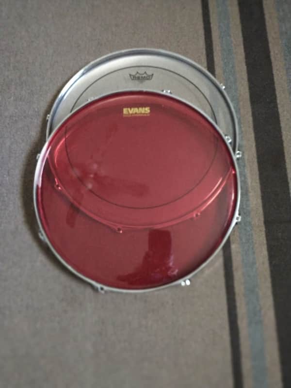 Immagine 18" Evans/Remo Hydraulic/ Pinstripe w. Chrome Hoops - 1