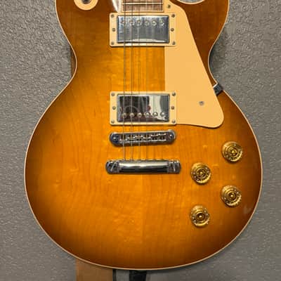 2001 Gibson Les Paul Standard Honeyburst image 3