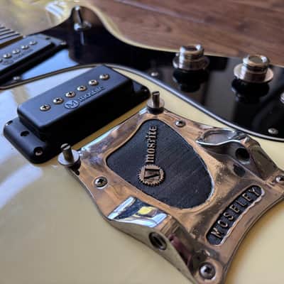 Mosrite Japan The Ventures Electric Guitar White MIJ image 7
