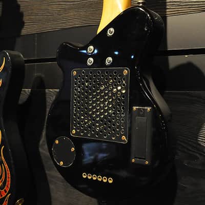 Pignose - Mini Electric Guitar with Built-In Amp SUNBURST image 13