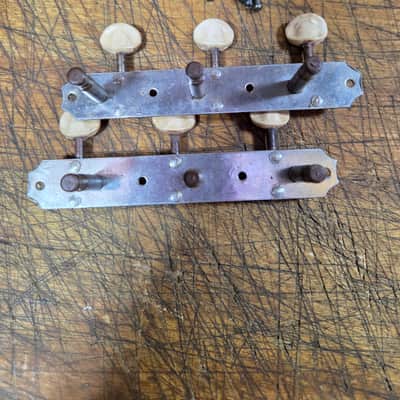 Vintage RARE 1938 Patent Applied For Kluson Open Back Covered Martin Gibson Epiphone Harmony Guitar 3x3 Tuner Set Luthier Parts Original Installation Screws image 7