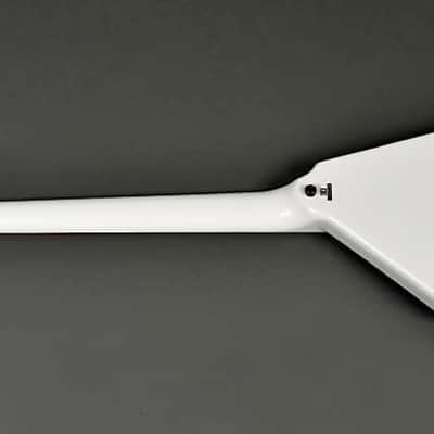 BootLegger Guitar Ace  Gen 1 Headless Bass White 7.8 Pounds White Stiletto Case &  Flask image 9