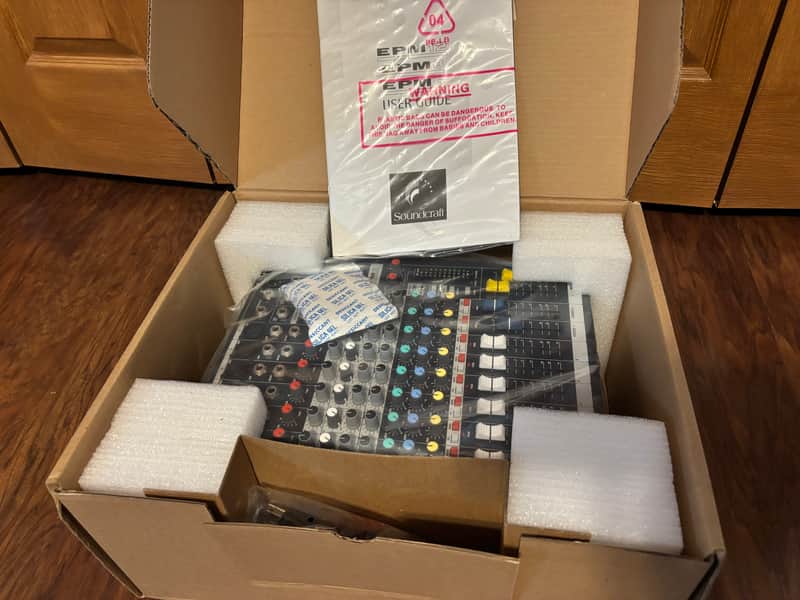 New Old Stock: Soundcraft EPM6 6-Channel Mixer 2010s - Blue image 1