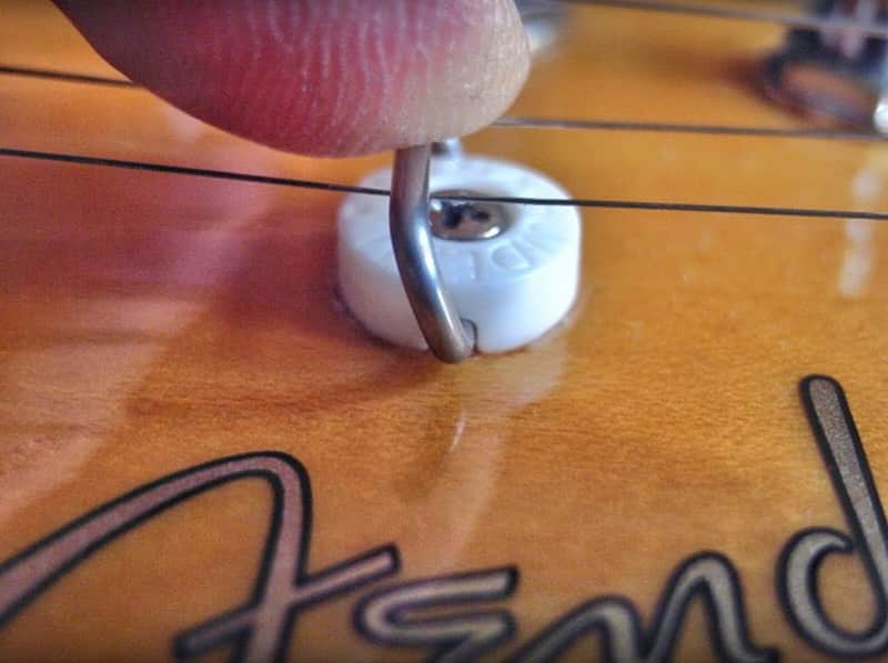 Genuine Dynaguide String Tree/String Guide, Off-White image 1