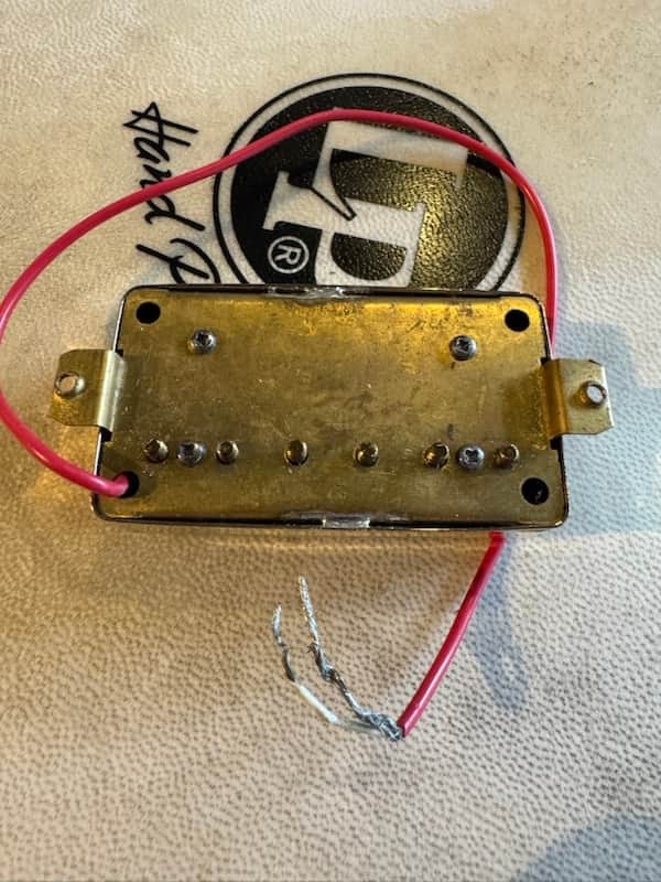 Humbucker Pickup - Gold image 1