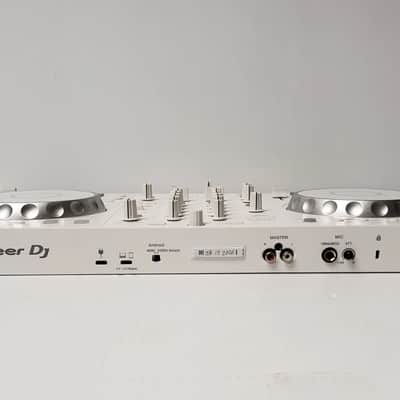 Pioneer DDJ-FLX4 image 4