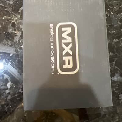 MXR M109S Six Band EQ 2016 - Present - Silver image 3