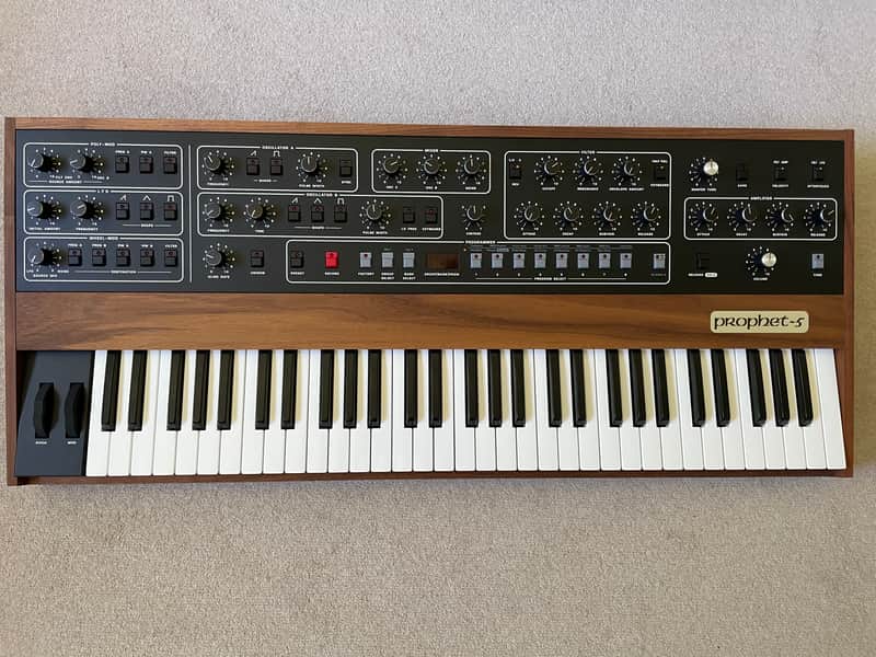 Sequential Prophet 5 Rev 4 image 1
