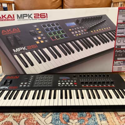Akai MPK261 image 1
