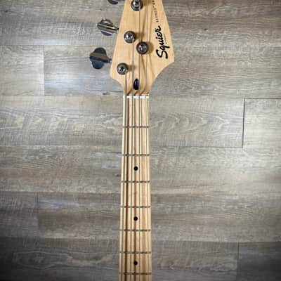 Squier Sonic Bronco Bass - Arctic White - Used image 4