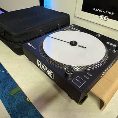 Rane Twelve MKII DJ Turntable Controller w Odyssey soft case image 1