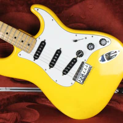 RARE 1981 Vintage Fender Stratocaster Hardtail ~Monaco Yellow~ Maple Neck STRAT +OHSC USA 1970s 1980s image 2