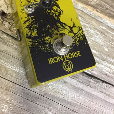 Walrus Audio Iron Horse Distortion Pedal image 1